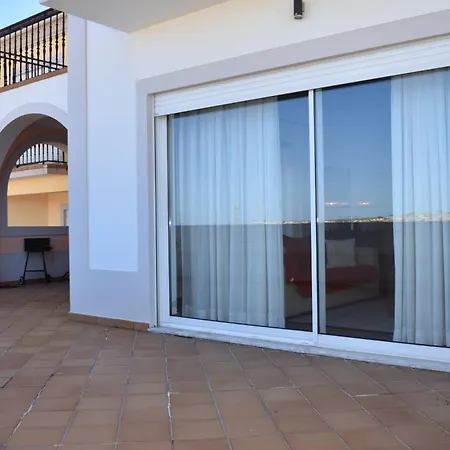 Seaside Retreat, Del Rey C8 شقة Praia del Rei
